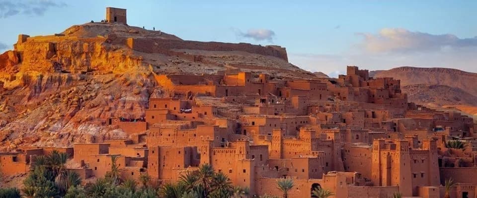 Jour 1 · Istanbul Jour 4 · Zagora - Ouarzazate - Studios de cinéma - Marrakech - Élégant safari dans le désert marocain