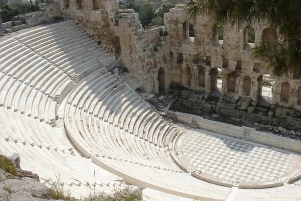 Athens in the Heart of History Athens in the Heart of History Tour is a 4-day program that offers a Greek-focused city and cultural experience. It aims for a balanced flow for guests who want to explore the Greek region for the first time. - Athens Tour in the Heart of History