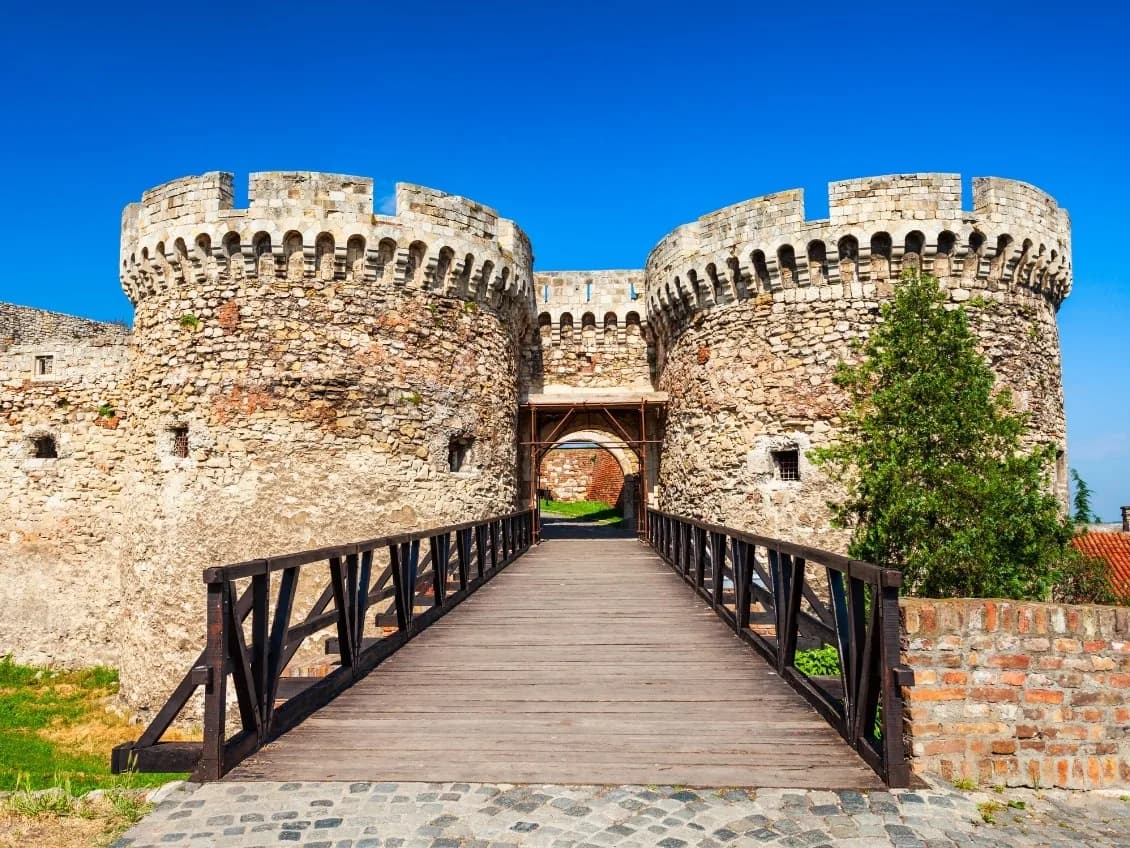 2. Gün · Üsküp- Manastır Bitola - Resne - Ohrid 5. Gün · İşkodra-Budva-Kotor-Trebinje - Balkan Ekspresi Turu